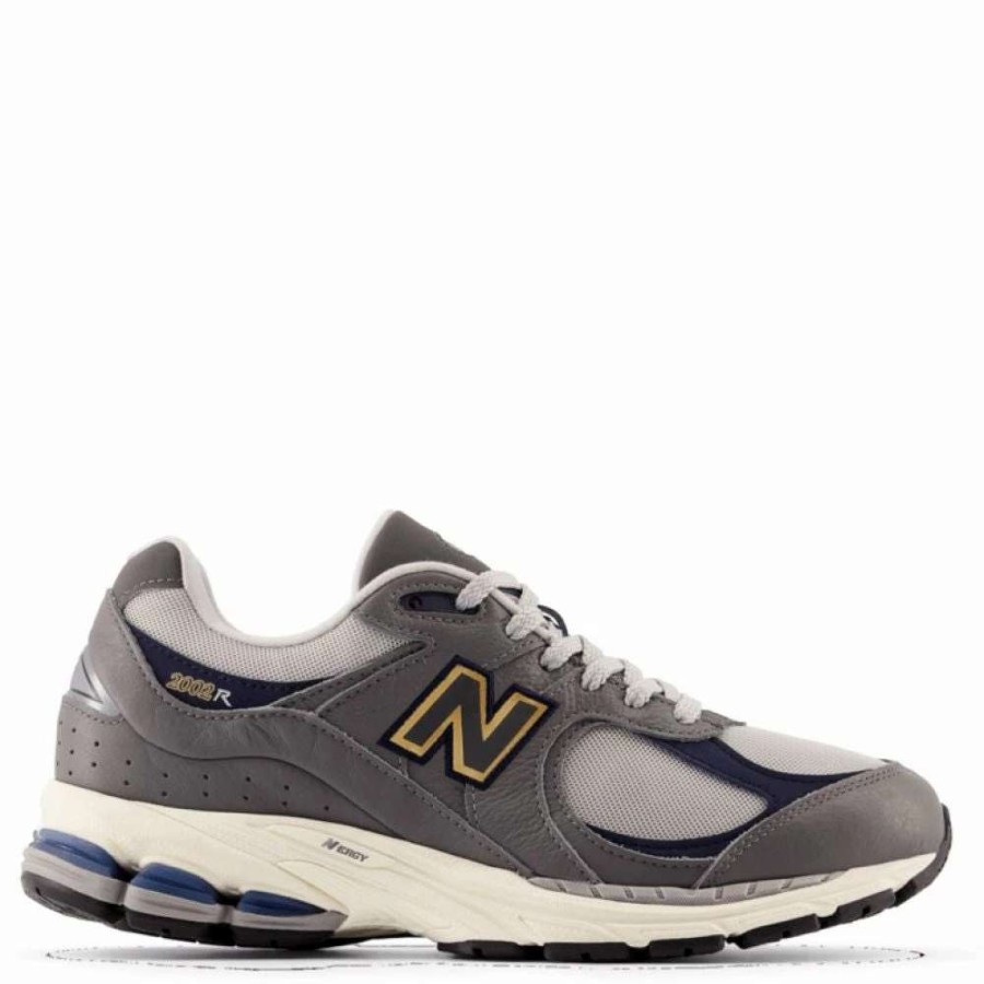 Low Top * | New Balance 2002R In Castlerock With Eclipse And Gold Metallic